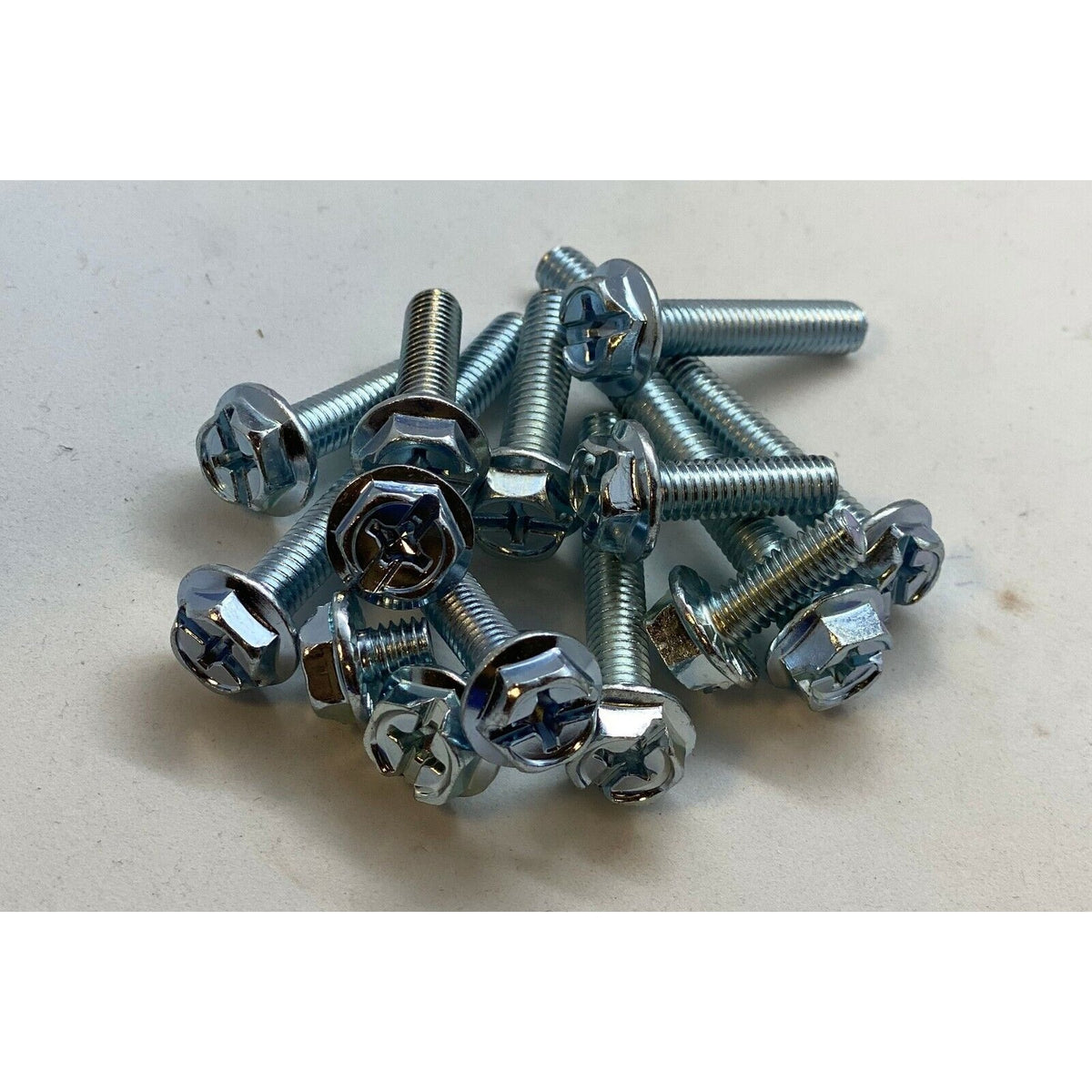 Sperrzahnschraube mit Flansch, M6 × 20, Festigkeit 8.8, Stahl verzinkt (277-04)