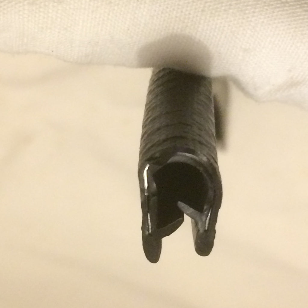 Kantenschutzprofil mit Stahlkern PVC, Klemmbereich 1–4 mm, schwarz (1C10-0326)