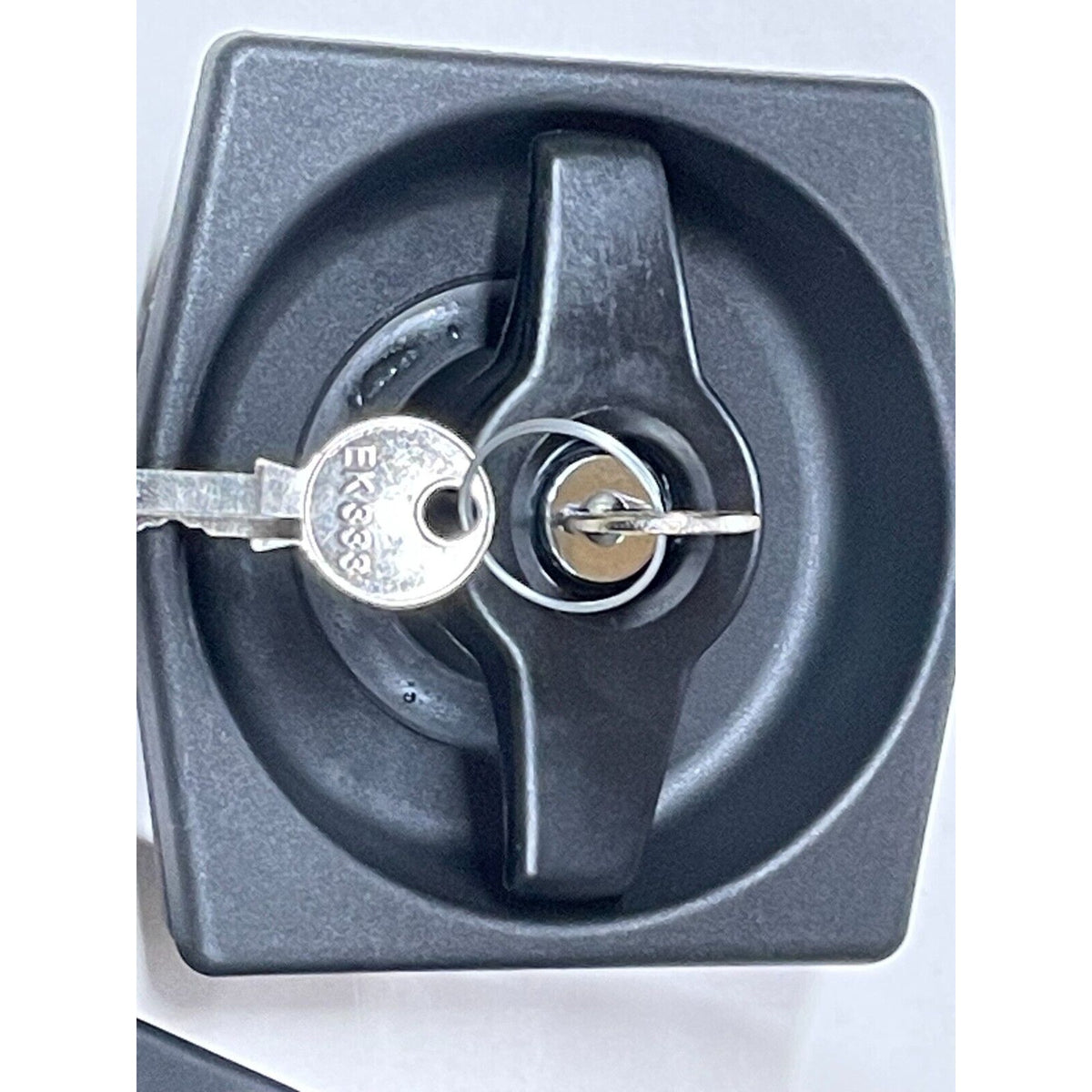 RS door lock with outside and inside handle, EK 333 plug cylinder, black (5131-U638) – view 4